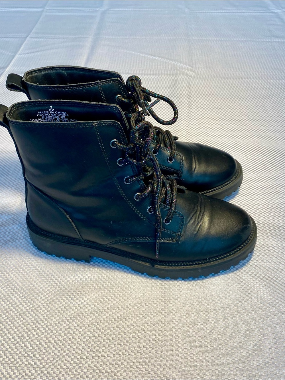Old Navy Black Lace-Up Combat Boots size 3 or 22